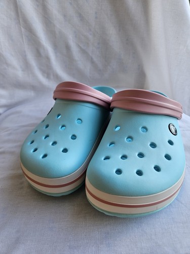 Crocs junior size - crocs,
